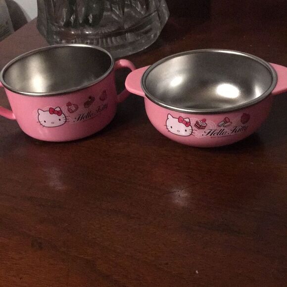Hello Kitty Pink Bowls Set - Picture 1 of 6